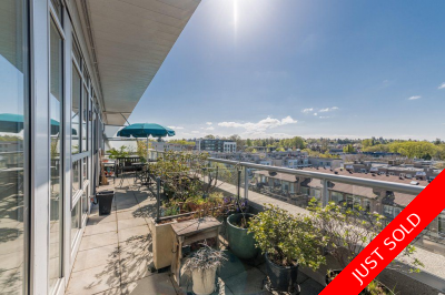 Kitsilano Penthouse at the sought-after New Yorker 2 bedroom